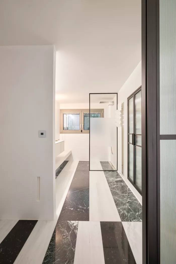 en suite bathroom